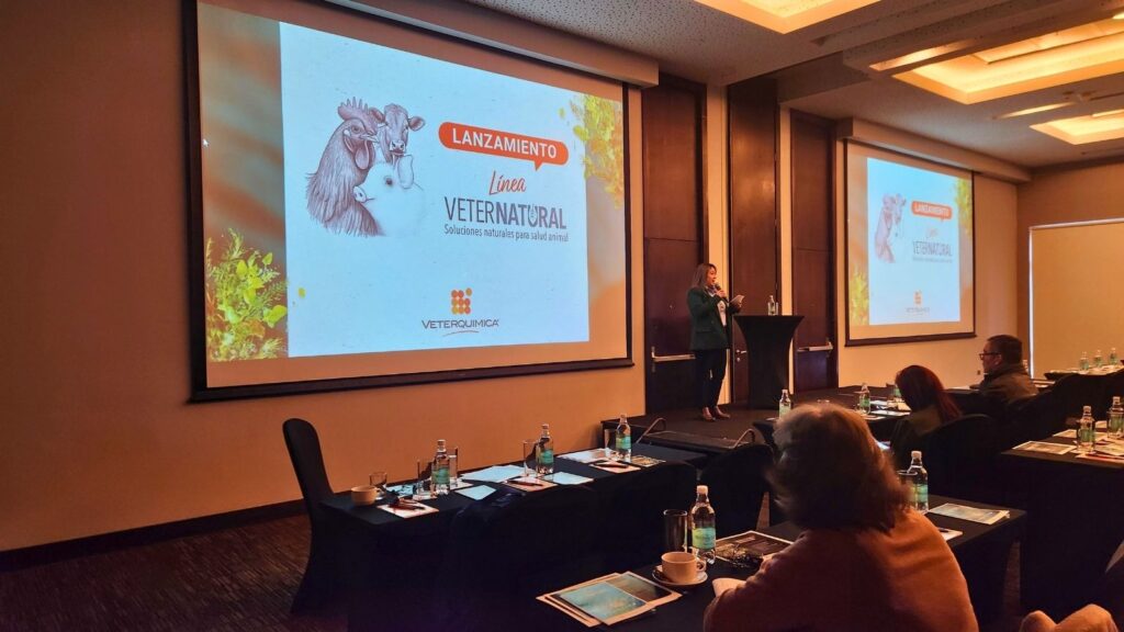 Veterquimica presenta Veternatural: soluciones naturales para la salud animal