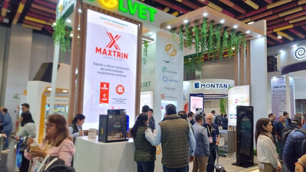 Veterquimica presentó Maxtrin® en Perú en el marco de CIPORC 2026