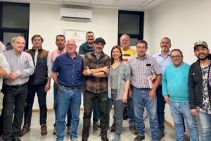 Sincronizados: la comunidad técnica que impulsa la reproducción bovina en Chile